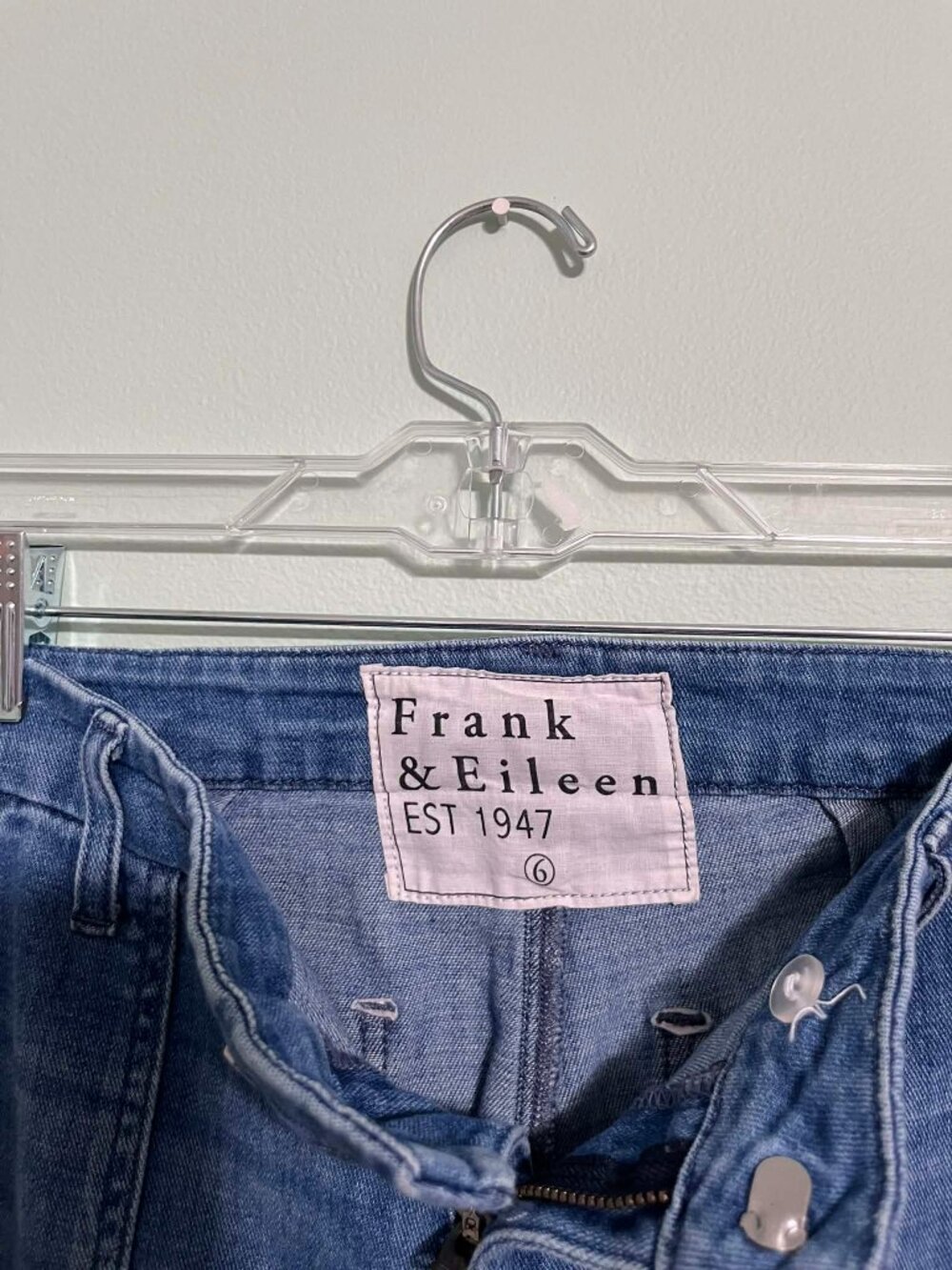 Frank & Eileen Jameson Utility Jogger Jeans Blue Lightweight Women’s Size 6 $298 - Picture 6 of 8